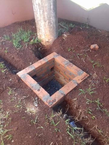 Caixa de passagem de fiação de energia elétrica é um dos itens confeccionados.