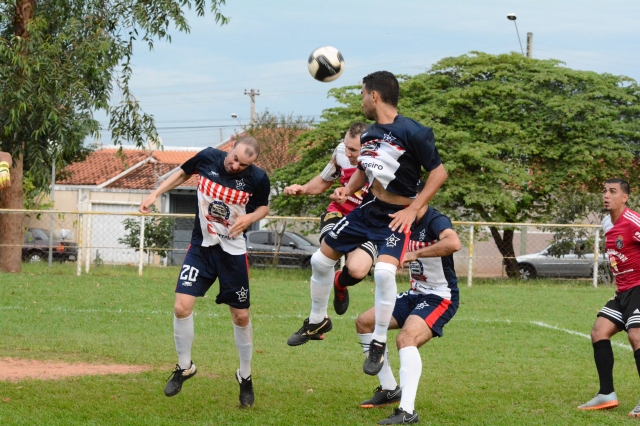 Lance da vitória do Estrela Vázea sobre o Real Madruga