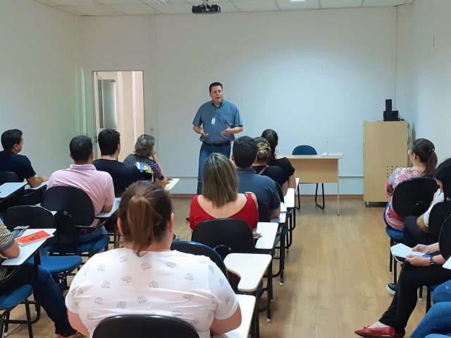 O Secretário de Desenvolvimento Econômico, André Sasso, falou na abertura da reunião