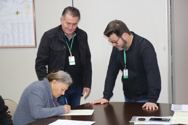 Prado recebeu todas as famílias para explicar processo de desapropriação e indenização das casas
