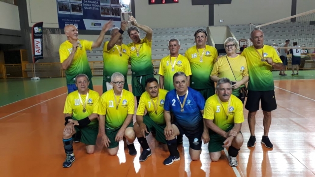A equipe acima dos 60 anos jogou muito para vencer Praia Grande por 2 a 1