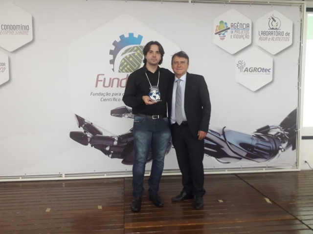 Secretário de Tecnologia participa de congresso no Paraná
