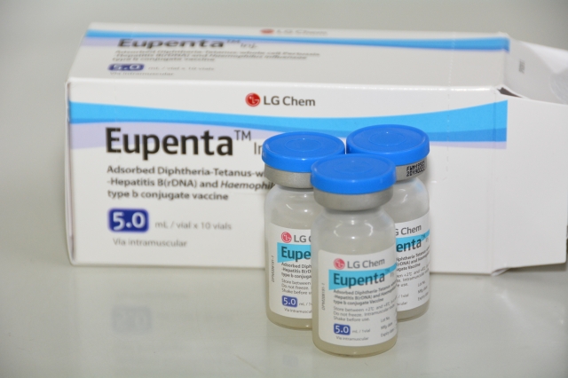 Vacinação será realizada em horário excepcional nesta sexta-feira, até às 17h em todas as unidades de saúde