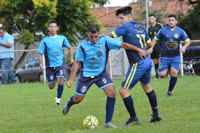 União Primavera (azul claro) goleou o Jardim América na rodada de sábado, 29, da Copa Lençóis de Futebol Society