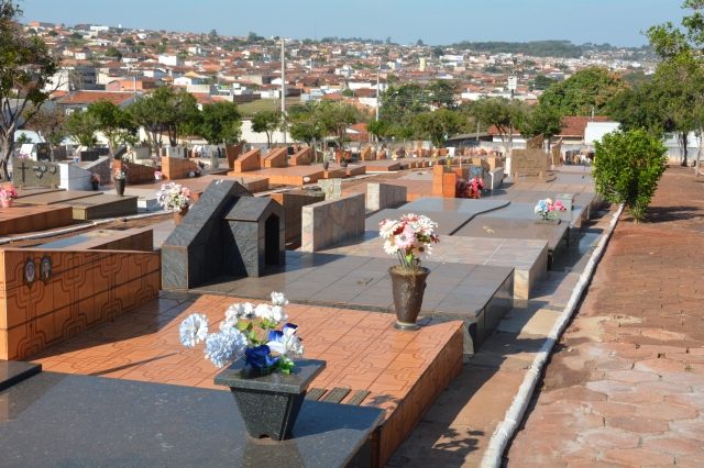 A partir do dia 9, segunda-feira, a lavagem de túmulos ficará suspensa por uma semana
