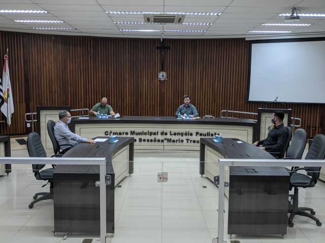 Prado, Nardeli, Railson e Júlio durante coletiva de imprensa