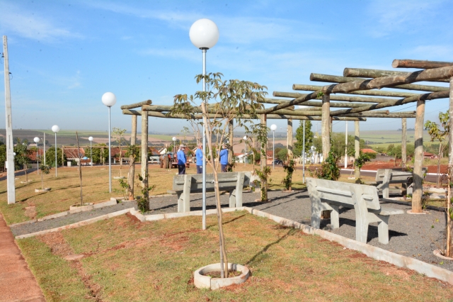 Vista da Praça Aristides Adhemar Belei entregue na terça-feira, 23