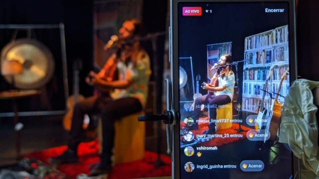 Apresentação de Pedro Grava no Lençóis In Live