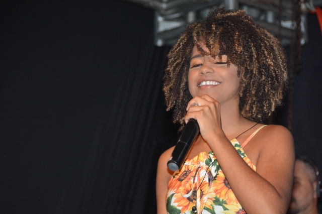 Isa Daiely se apresenta na sexta-feira, 7, com participação de Bárbara Lenci