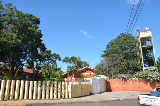 Escola Professora Lina Bosi Canova é uma das unidades que vai receber os candidatos inscritos no concurso