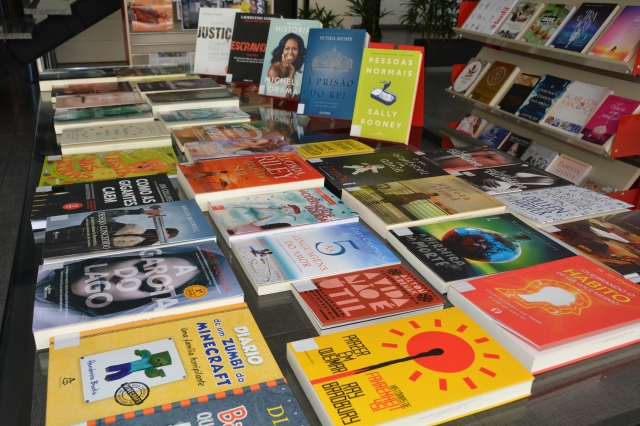Livros já estão disponíveis para retirada na Biblioteca Municipal Origenes Lessa