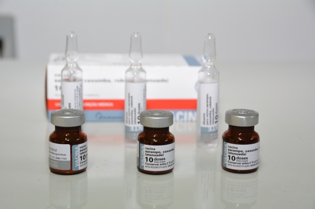 Pais e responsáveis por crianças e adolescentes podem procurar as unidades de saúde