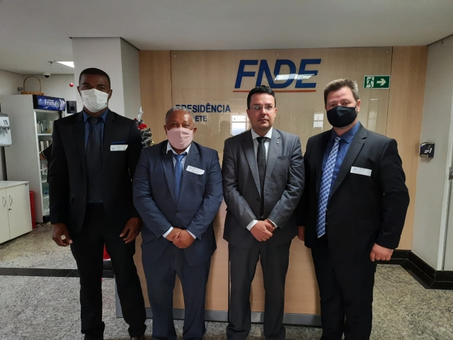 Prado, Marcelo Lopes, Manezinho e Bibaia