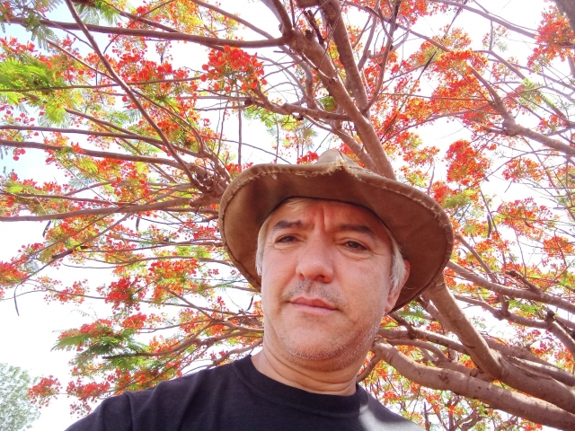 O jornalista e fotógrafo Billy Mao faleceu no último sábado, vítima de acidente de trânsito