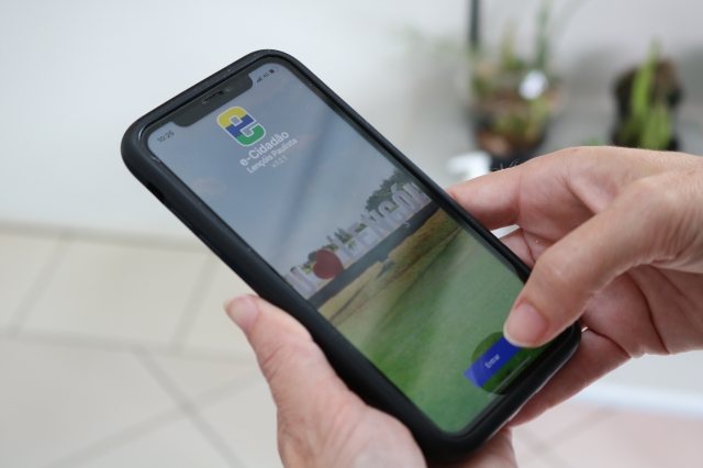 Prefeitura lança o app e-Cidadão; primeiro serviço disponilizado é o Cartão Cidadão Digital