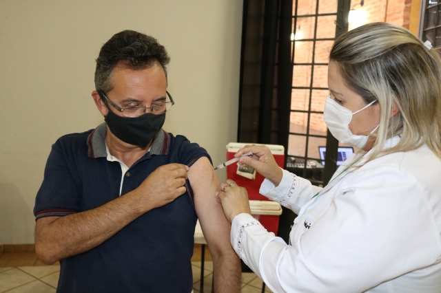 Vacinação teve grande procura no primeiro dia da Central