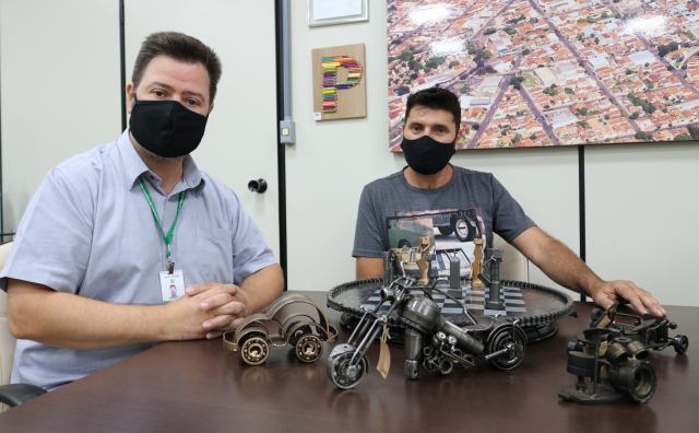 Artesão foi um dos expositores durante a Feira de Natal