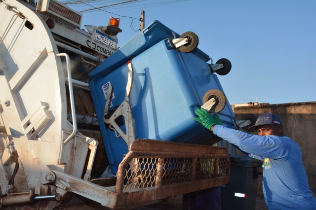 Coleta Certa garante recolhimento mecanizado do lixo orgânico e materiais recicláveis