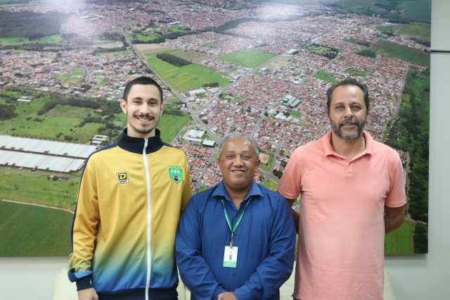 Murilo busca apoio para competir por Lençóis