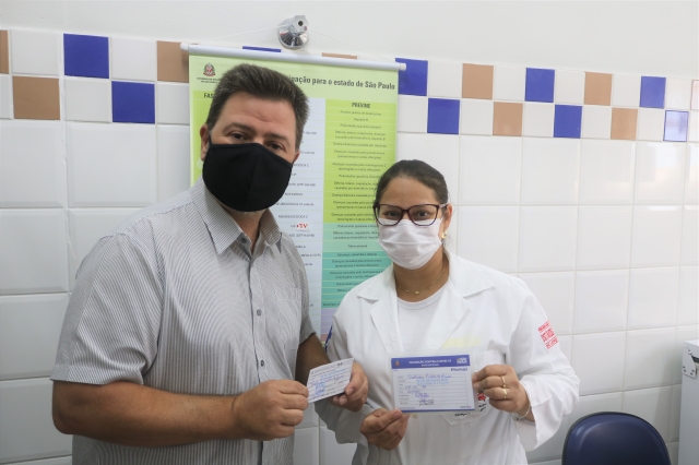 Quarta dose já está disponível para quem tem mais de 40 anos