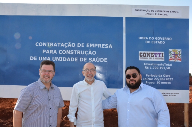Prado, Rubens Cury e Papa Góis na obra da unidade de Saúde do Jardim Planalto
