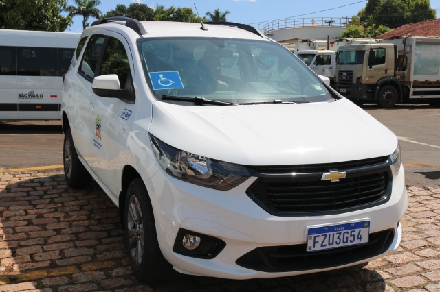 Veículo já está à disposição para o transporte de pacientes