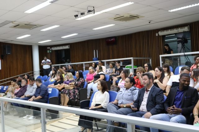 A Conferência aconteceu no plenário da Câmara e transmissão pelo Facebook da Prefeitura