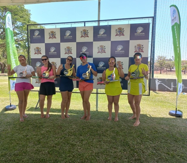 Dezesseis duplas participaram no sábado, 19, do Open Municipal de Beach Tennis
