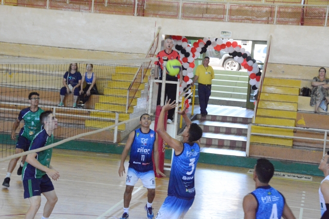 Lençoenses aguardam vencedor do confronto entre Limeira e Jaú para conhecer o adversário na final