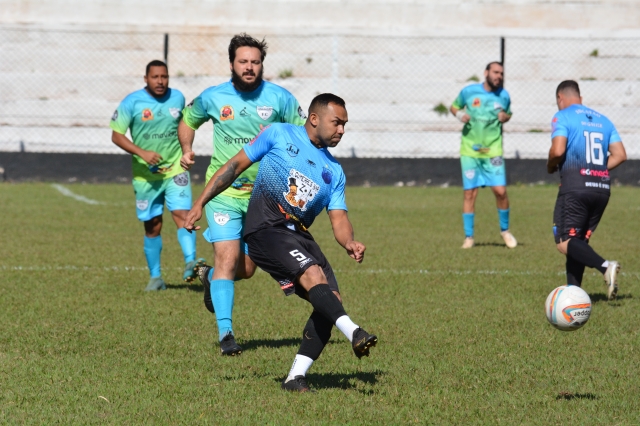Na foto lance do jogo entre Nacional e União Primavera