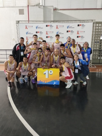 Com a conquista nos Jogos Escolares, equipe garantiu vaga para a disputa do Campeonato Brasileiro