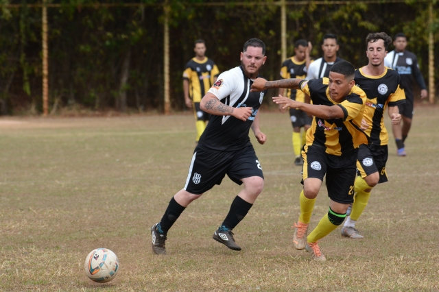Na foto lance do jogo Raça Carolina e Ponte Preta