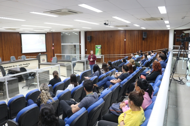 Prefeito Anderson Prado deu boas-vindas aos novos servidores