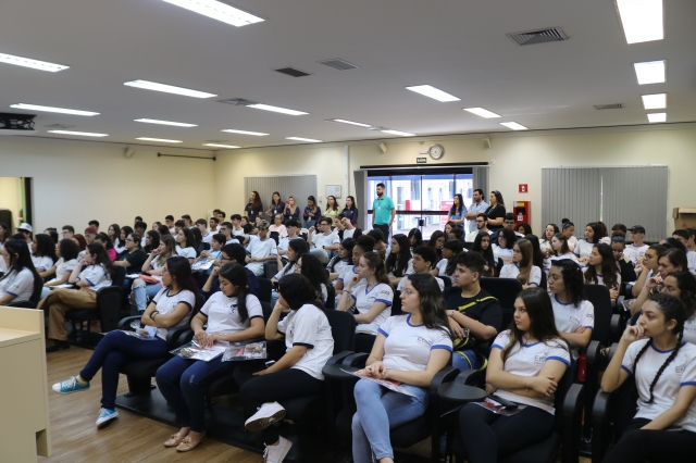 Adolescentes aprenderam sobre o perfil econômico de Lençóis Paulista