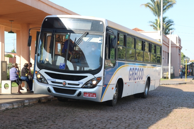 Prefeitura estende horários de ônibus circular até 22h durante o período das compras de Natal