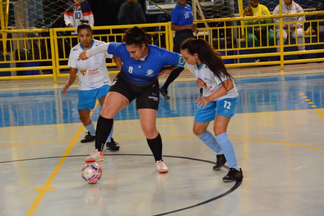 Estreia da equipe lençoense acontece nesta sexta-feira, no Ginásio do Tonicão