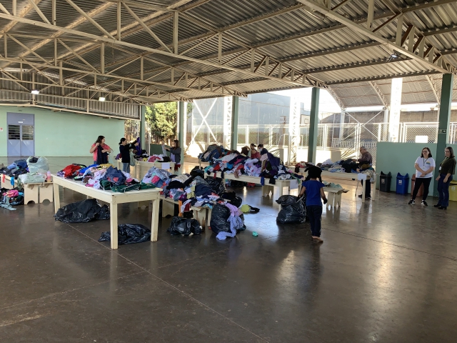 Pontos de distribuição foram montados em cinco bairros