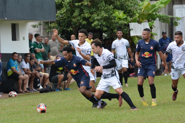 Primeira rodada da Copa Cidade do Livro de Futebol registra vinte e quatro gols