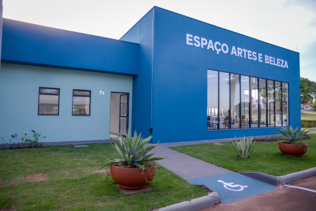 Na foto, fachada do Espaço Artes e Beleza onde será oferecido o curso de massagem relaxante