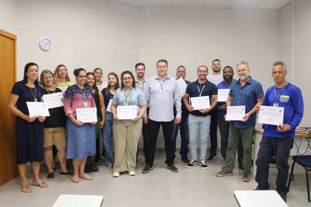 O prefeito parabenizou e deu as boas-vindas aos novos integrantes da Comissão