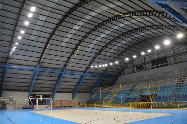Ginásio do Tonicão recebe iluminação de LED