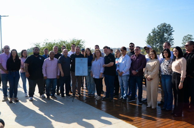 Foto do Dia da Inauguração da Praça da Juventude